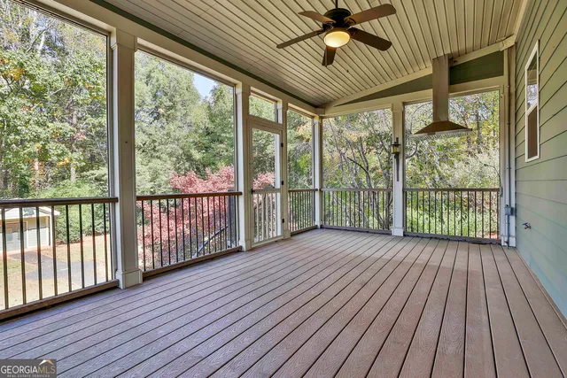 $679,900 | 10 Edgewater Way, Senoia, GA 30276