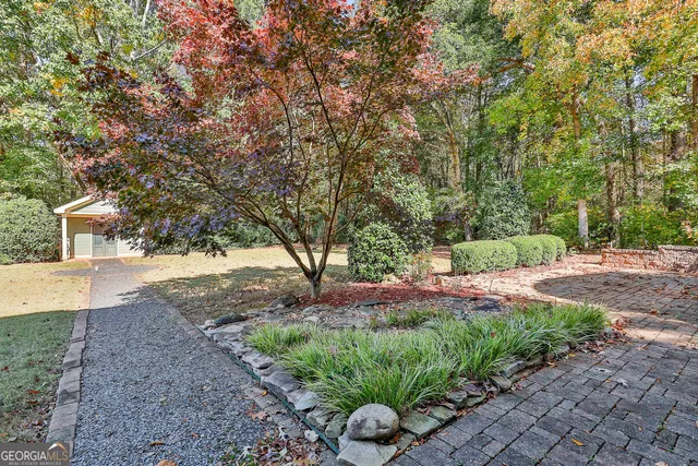 $679,900 | 10 Edgewater Way, Senoia, GA 30276