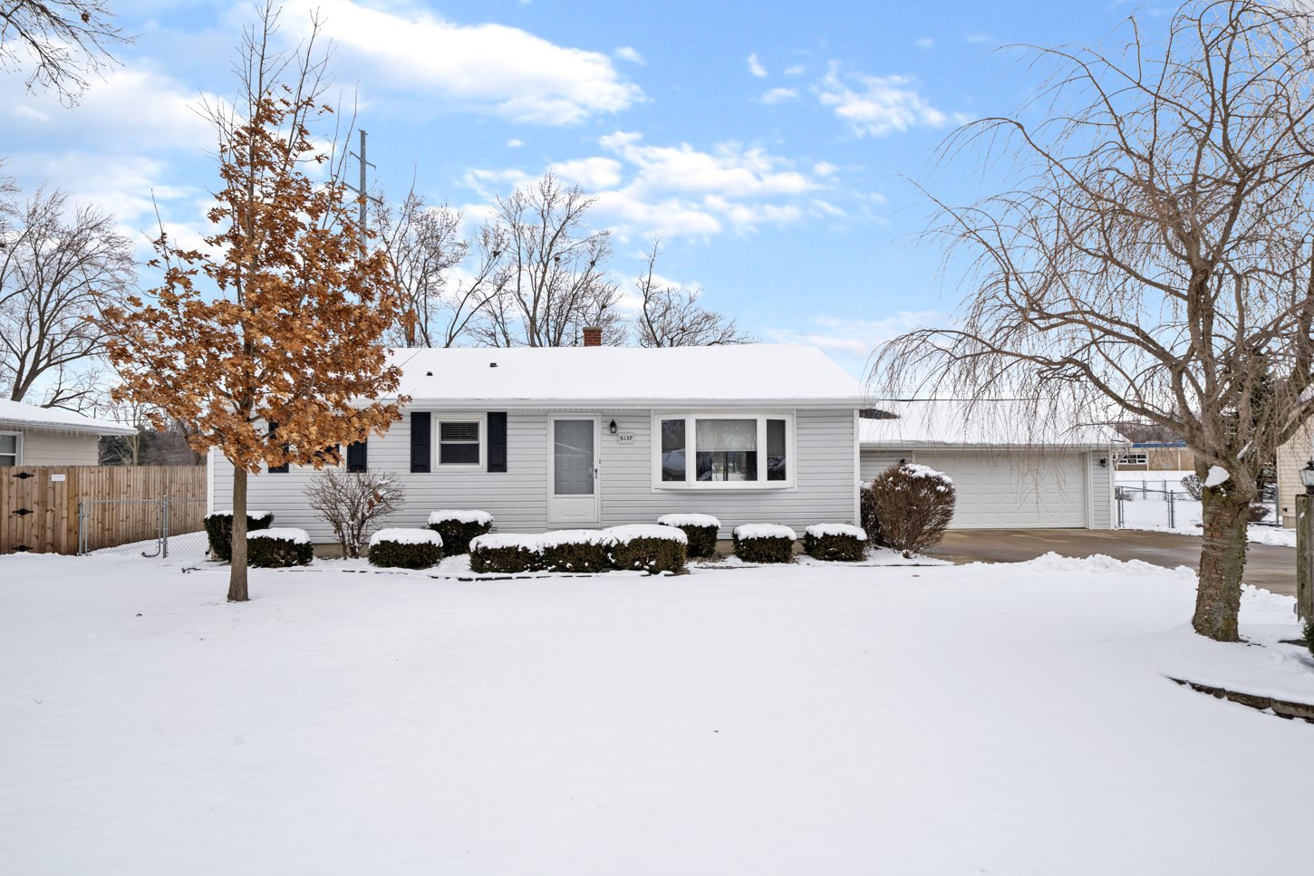 5137 Ann Hackley Road Fort Wayne, IN 46835 - Photo 1 of 35