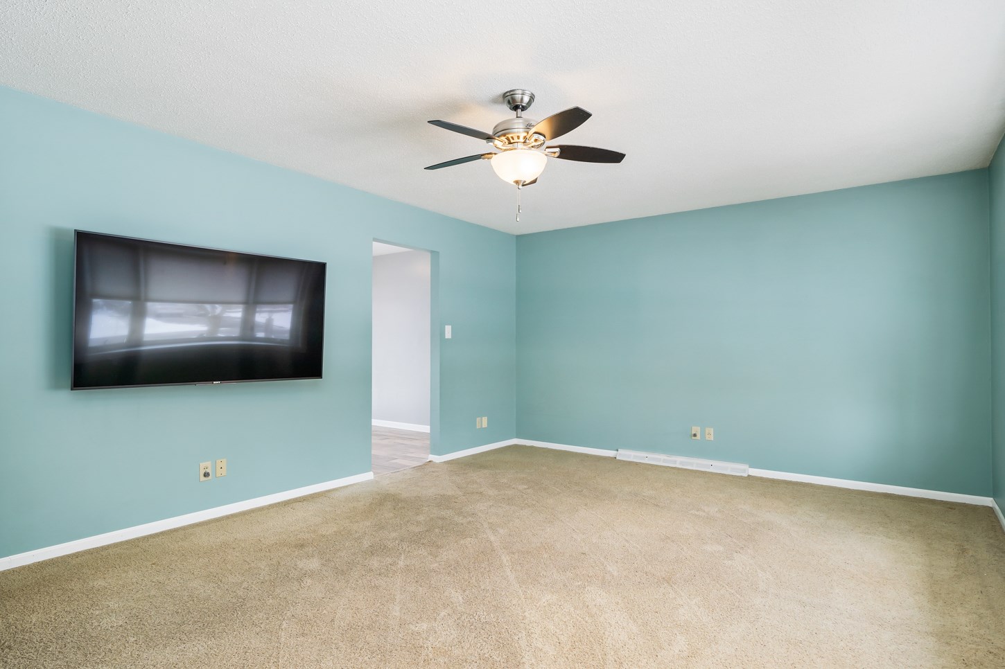 5137 Ann Hackley Road Fort Wayne, IN 46835 - Photo 9 of 35