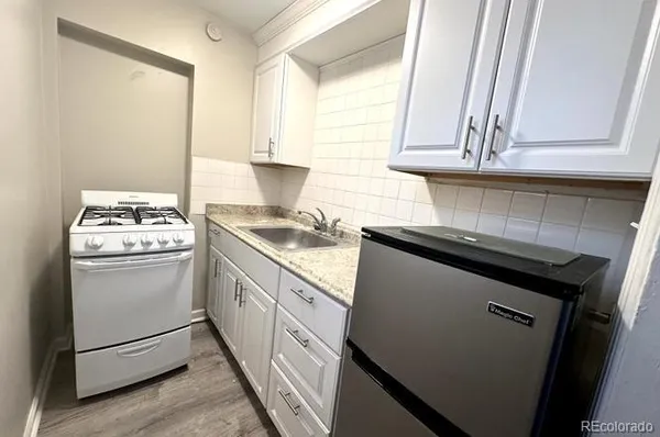 $850 | 3700 South Lincoln Street, Unit 6, Englewood, CO 80113