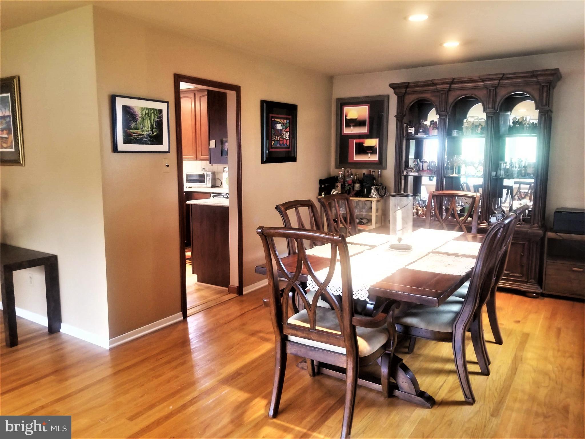 835 Stephen Road Warminster, PA 18974 - Photo 17 of 52 Gallery Image 17