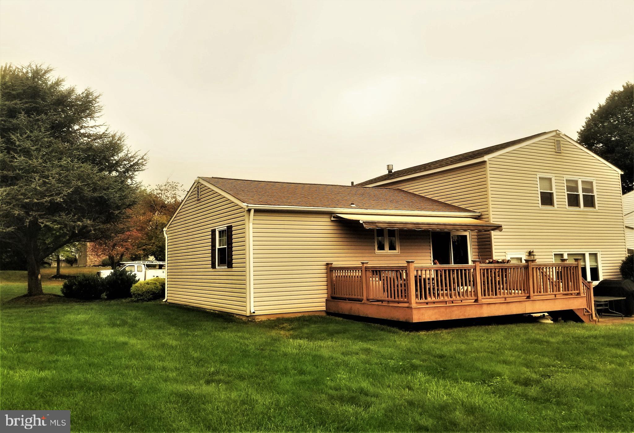 835 Stephen Road Warminster, PA 18974 - Photo 4 of 52 Gallery Image 4