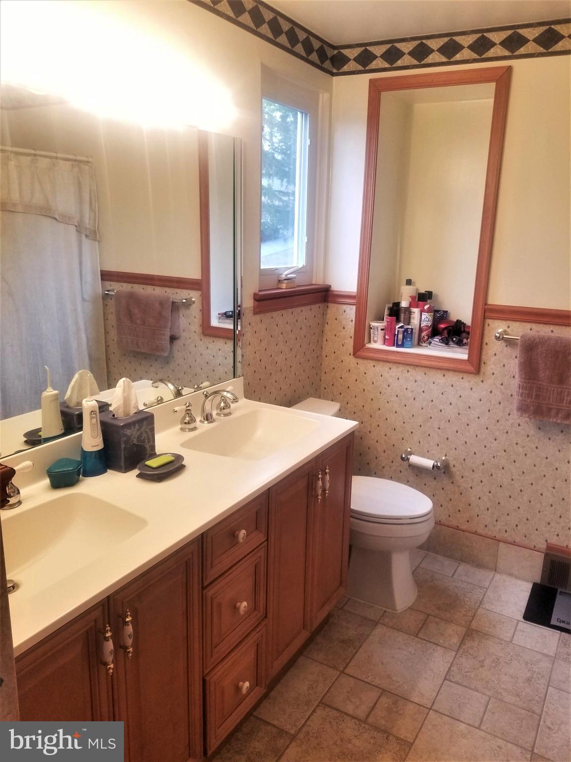 835 Stephen Road Warminster, PA 18974 - Photo 44 of 52 Full Hall Bath