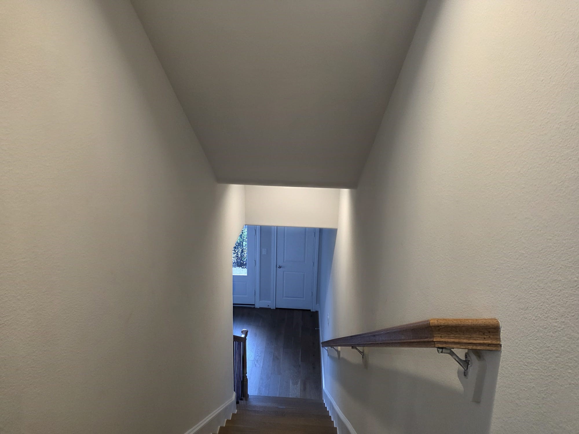 815 Bringhurst Street Houston, TX 77020 - Photo 7 of 19 FIRST FLOOR STAIRWAY