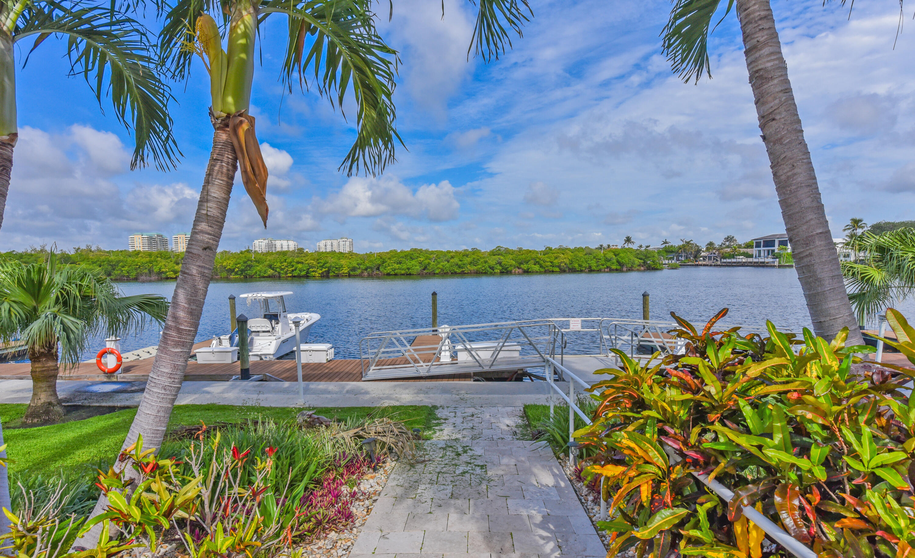 6530 North Ocean Boulevard, Unit 3070 Ocean Ridge, FL 33435 - Photo 25 of 47 6530 N Ocean Blvd_#307_Jody Cologirone_1