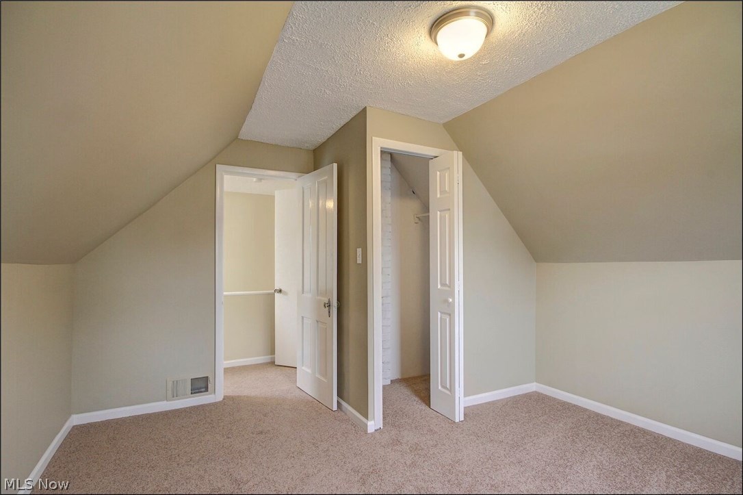 4615 Pershing Avenue Cleveland, OH 44134 - Photo 10 of 27