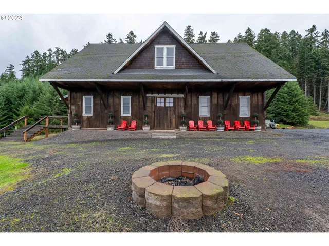 $2,800,000 | 841 Skelly Road, Yoncalla, OR 97499