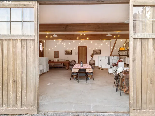 $2,800,000 | 841 Skelly Road, Yoncalla, OR 97499