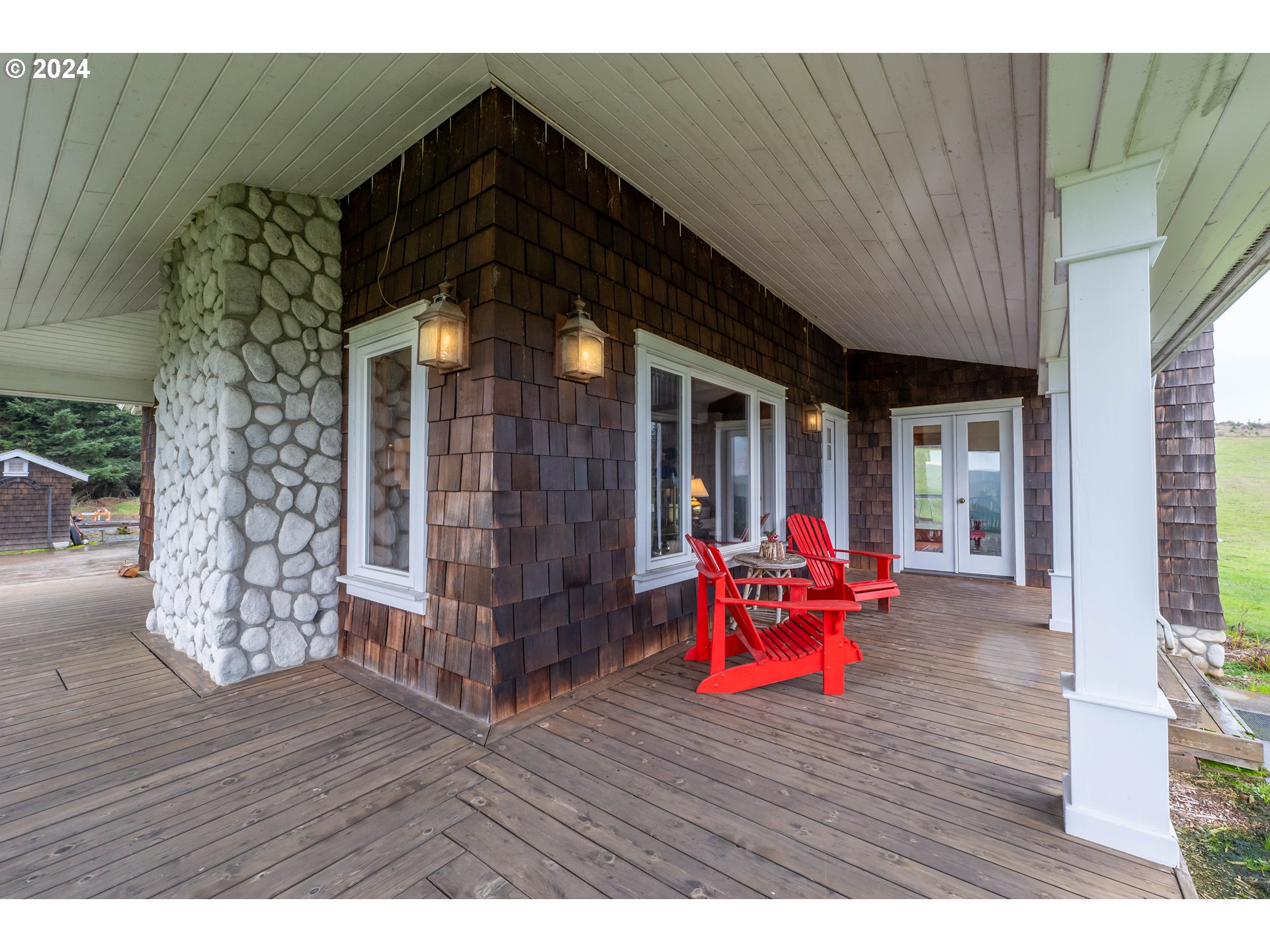 841 Skelly Road Yoncalla, OR 97499 - Photo 7 of 48