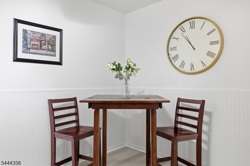264 Vanderveer Road Bridgewater, NJ 08807 - Photo 7 of 25