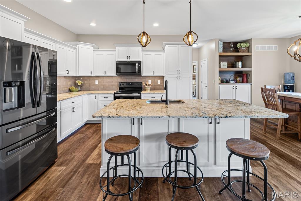 8048 Radcliffe Place Troy, IL 62294 - Photo 13 of 49