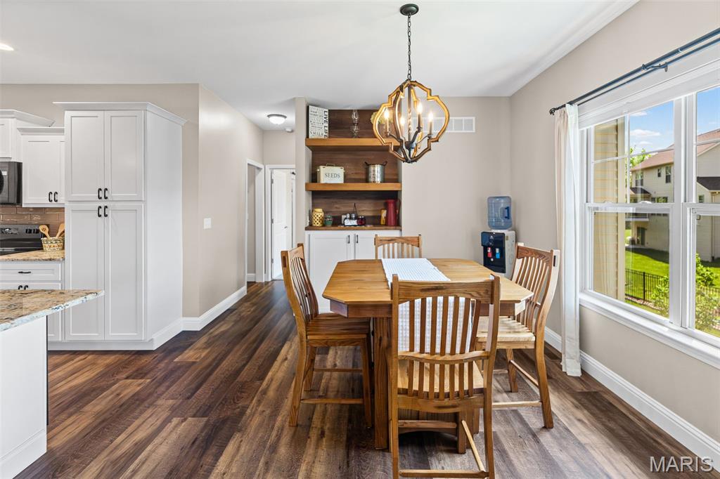 8048 Radcliffe Place Troy, IL 62294 - Photo 17 of 49