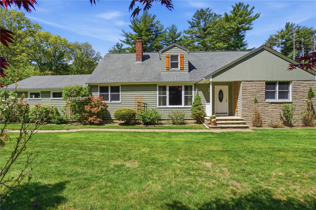 712 E Road Scituate, RI 02857 - Photo 2 of 50