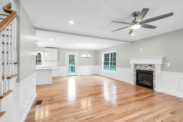 $649,900 | 6 High Blf Road, Belchertown, MA 01007