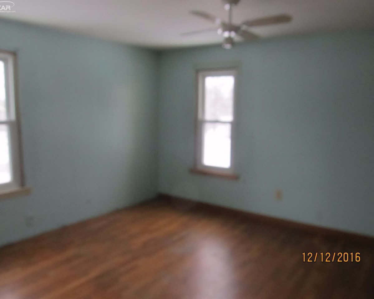 3885 Byron Road Howell, MI 48855 - Photo 15 of 16 21260240-14.JPG