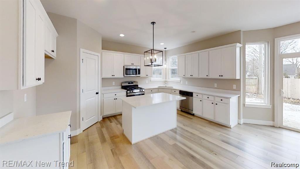4120 Inverrary Court Commerce Township, MI 48382 - Photo 3 of 23 GetMedia (2).jpg