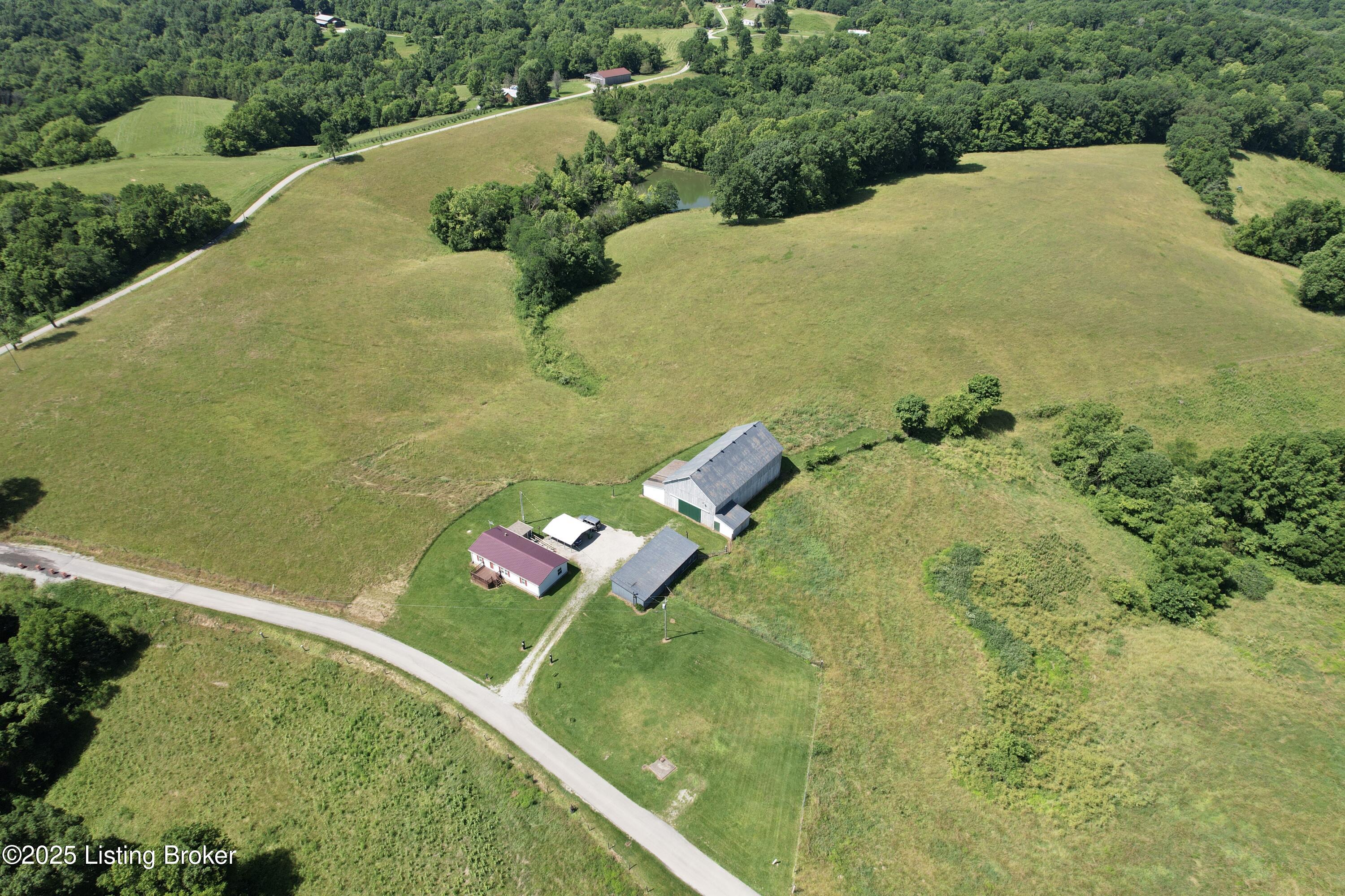 2275 Holt Ridge Road Bloomfield, KY 40008 - Photo 2 of 46 6