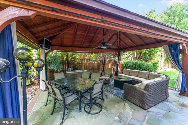 $1,275,000 | 3001 Jeannie Anna Court, Herndon, VA 20171