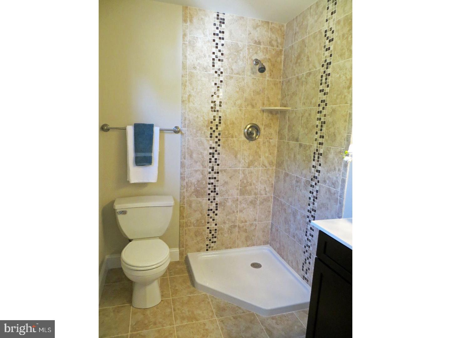 112 Woodstream Road Boothwyn, PA 19061 - Photo 15 of 23 Master Bathroom