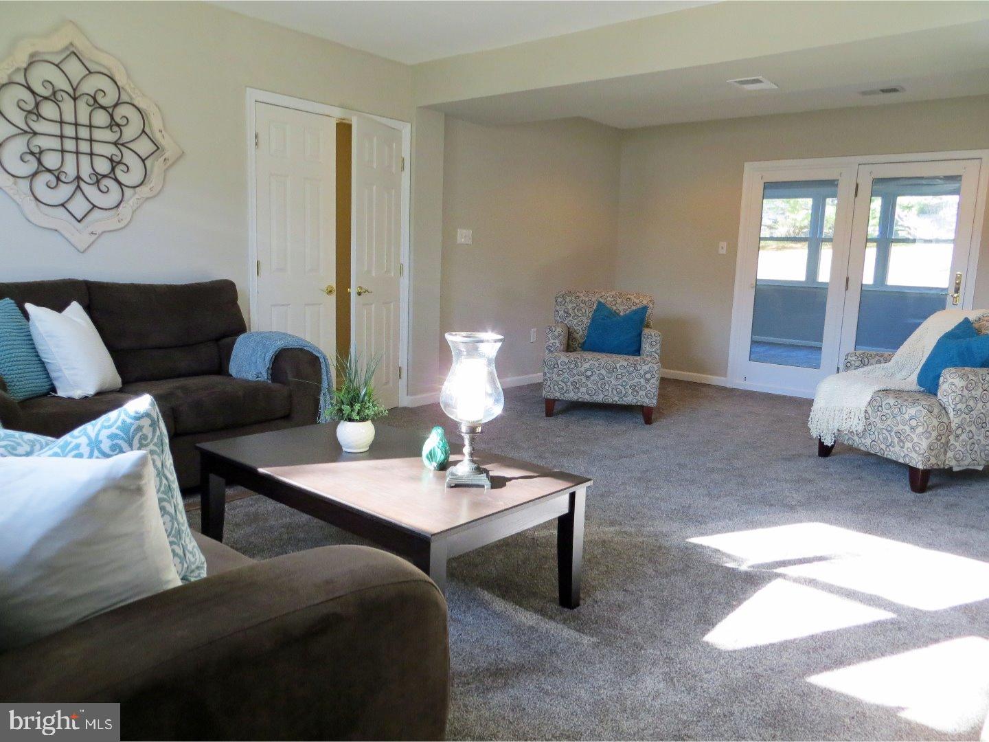 112 Woodstream Road Boothwyn, PA 19061 - Photo 18 of 23 Family Room
