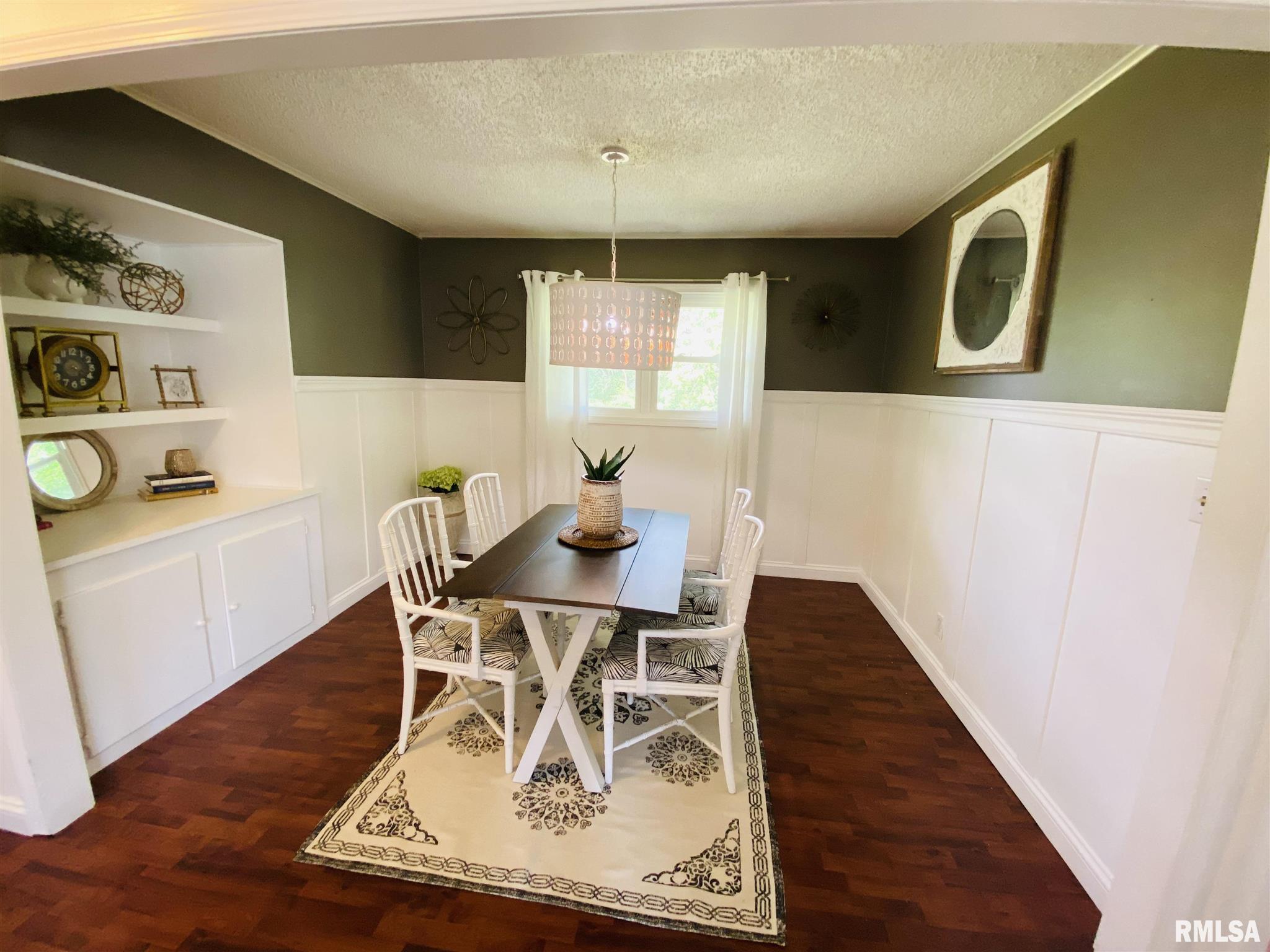 114 Bess Street Washington, IL 61571 - Photo 11 of 19 Gallery Image 11