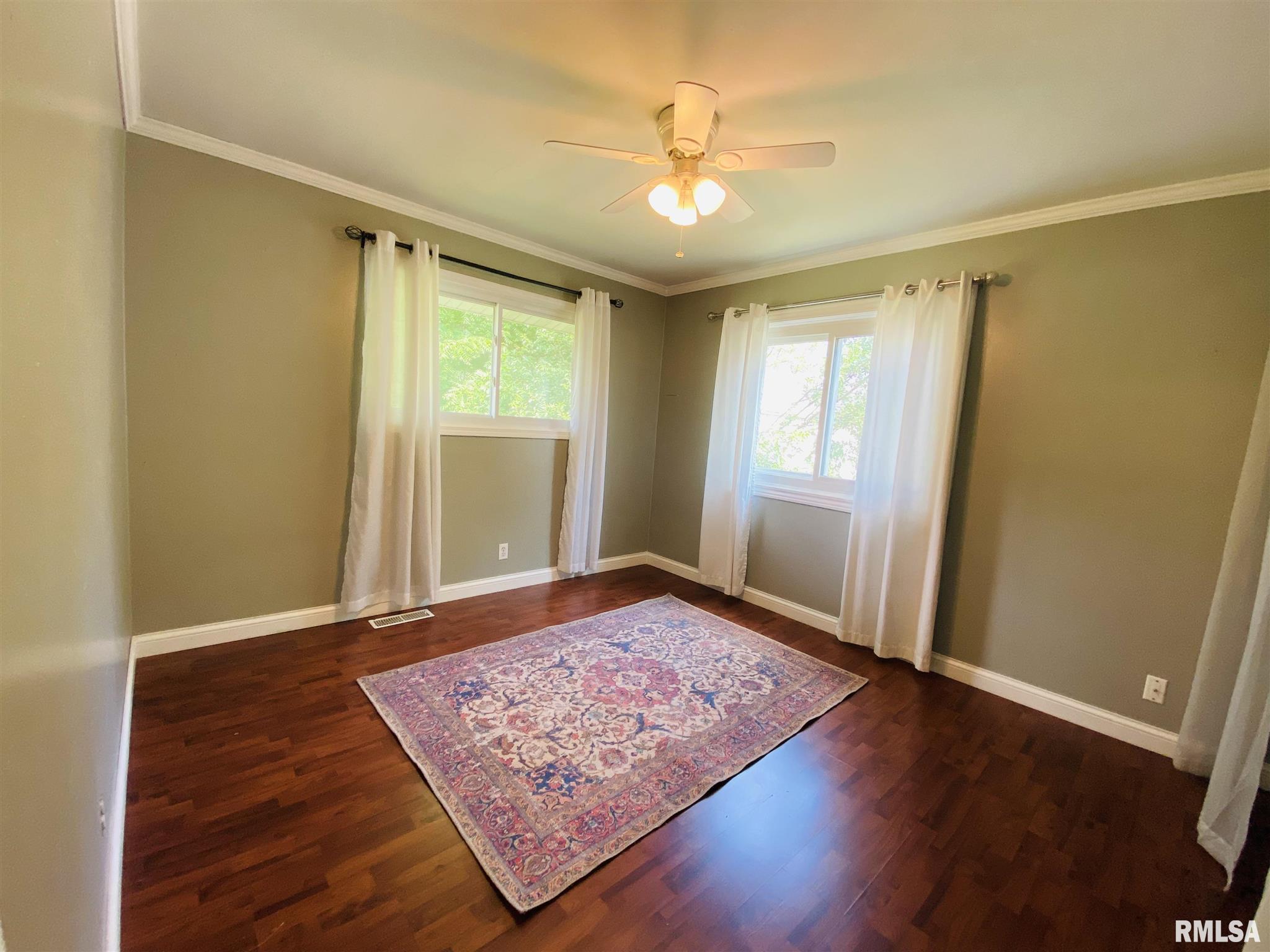 114 Bess Street Washington, IL 61571 - Photo 13 of 19 Gallery Image 13