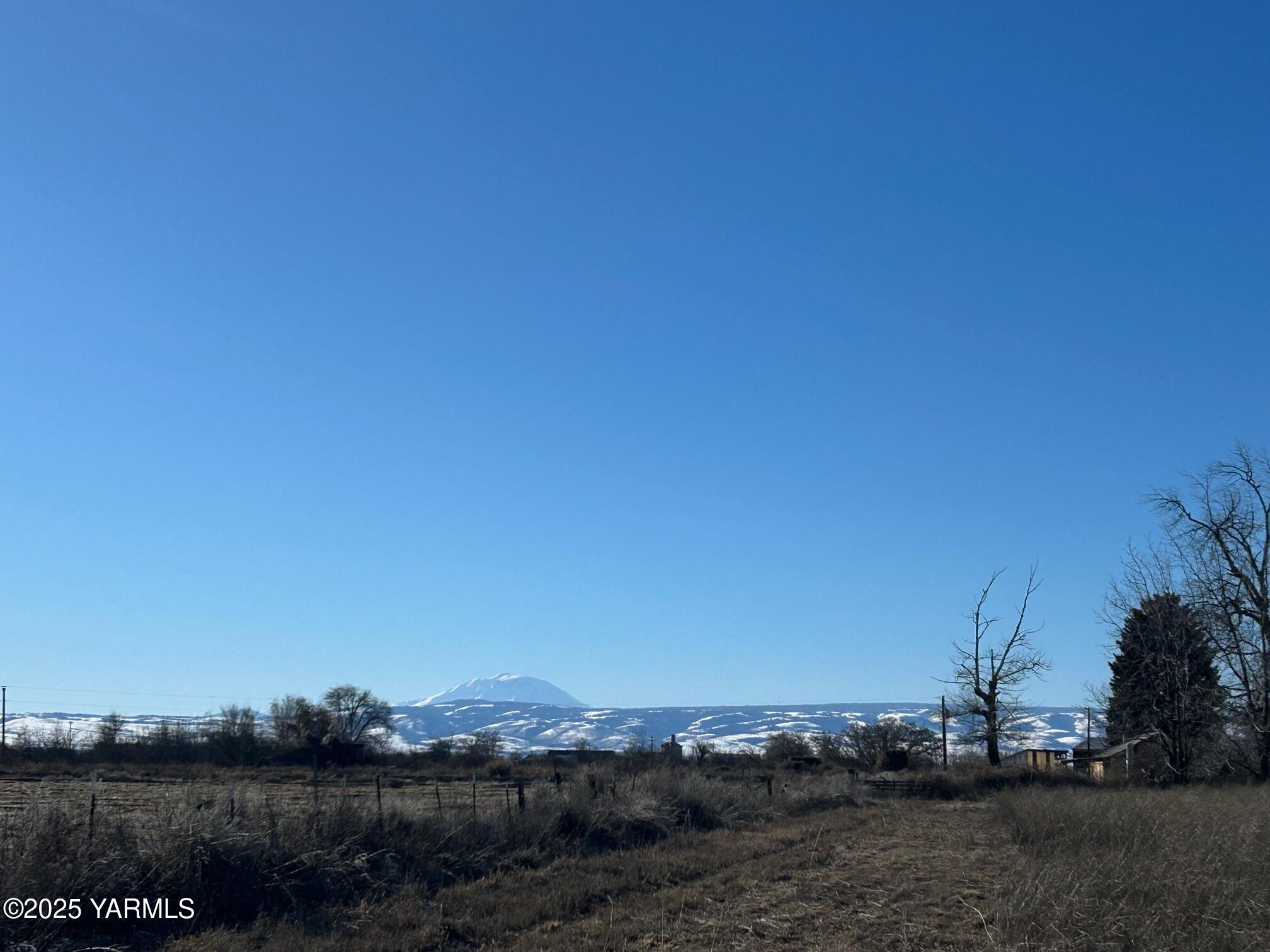 13951 Fort Road White Swan, WA 98952 - Photo 13 of 33 13951 Fort Rd