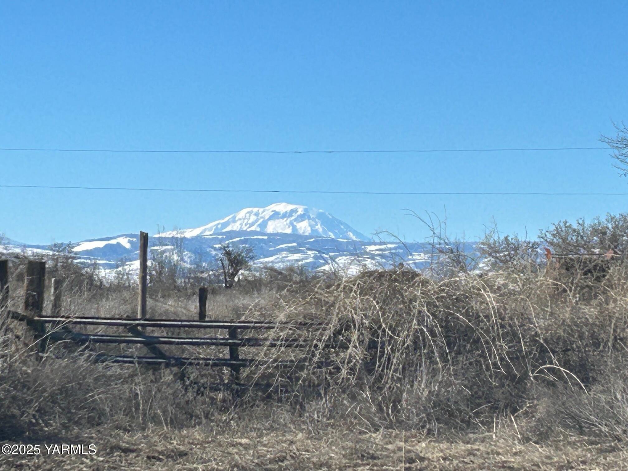 13951 Fort Road White Swan, WA 98952 - Photo 14 of 33 13951 Fort Rd