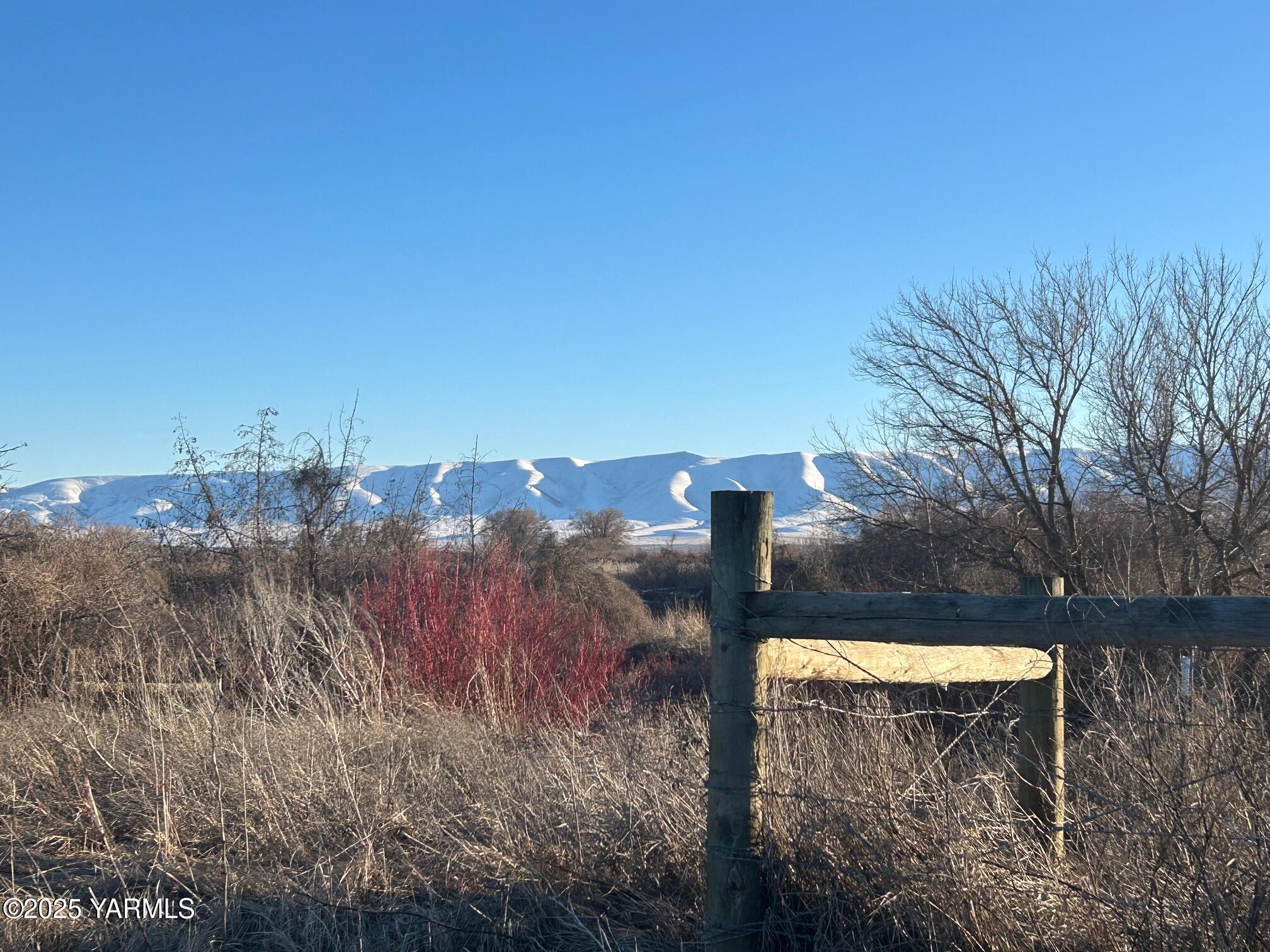 13951 Fort Road White Swan, WA 98952 - Photo 9 of 33 13951 Fort Rd