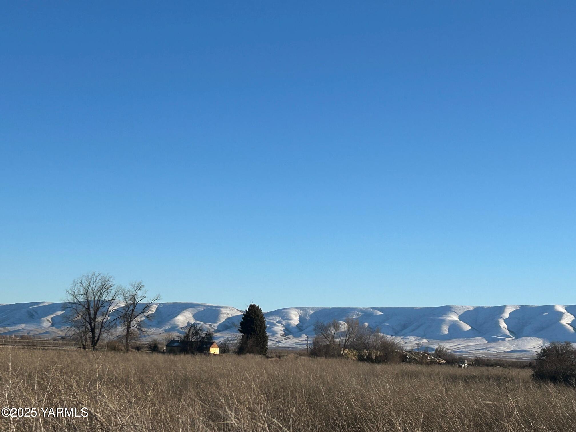 13951 Fort Road White Swan, WA 98952 - Photo 10 of 33 13951 Fort Rd