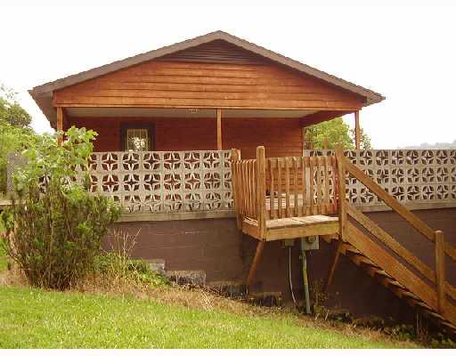 1080 Garards Fort Road Waynesburg, PA 15370 - Photo 2 of 8 Patio/Deck.