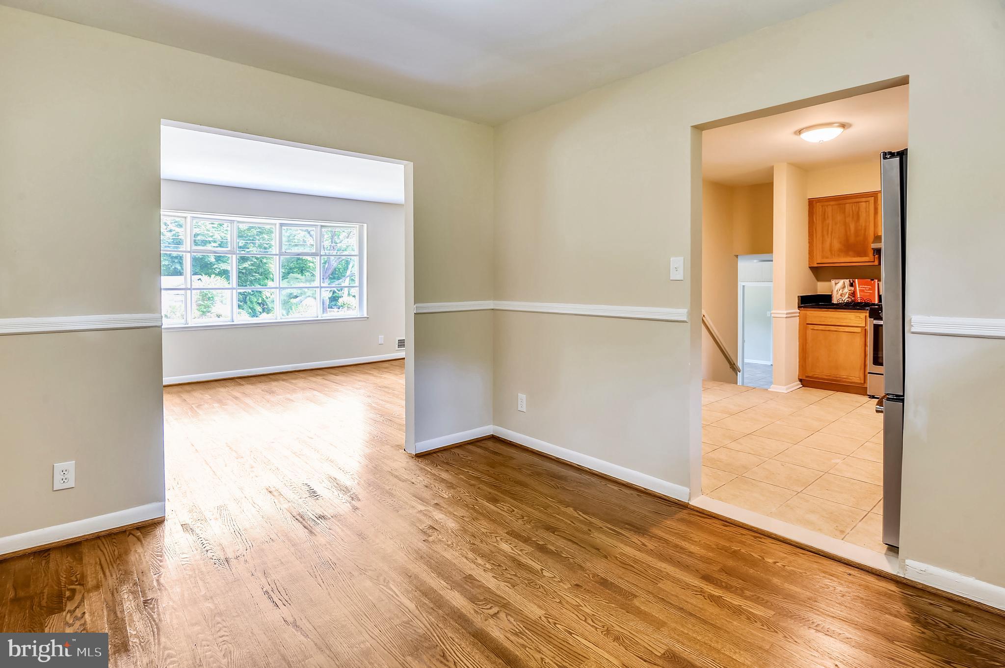 10920 Bond Road Adelphi, MD 20783 - Photo 11 of 34 Dining room