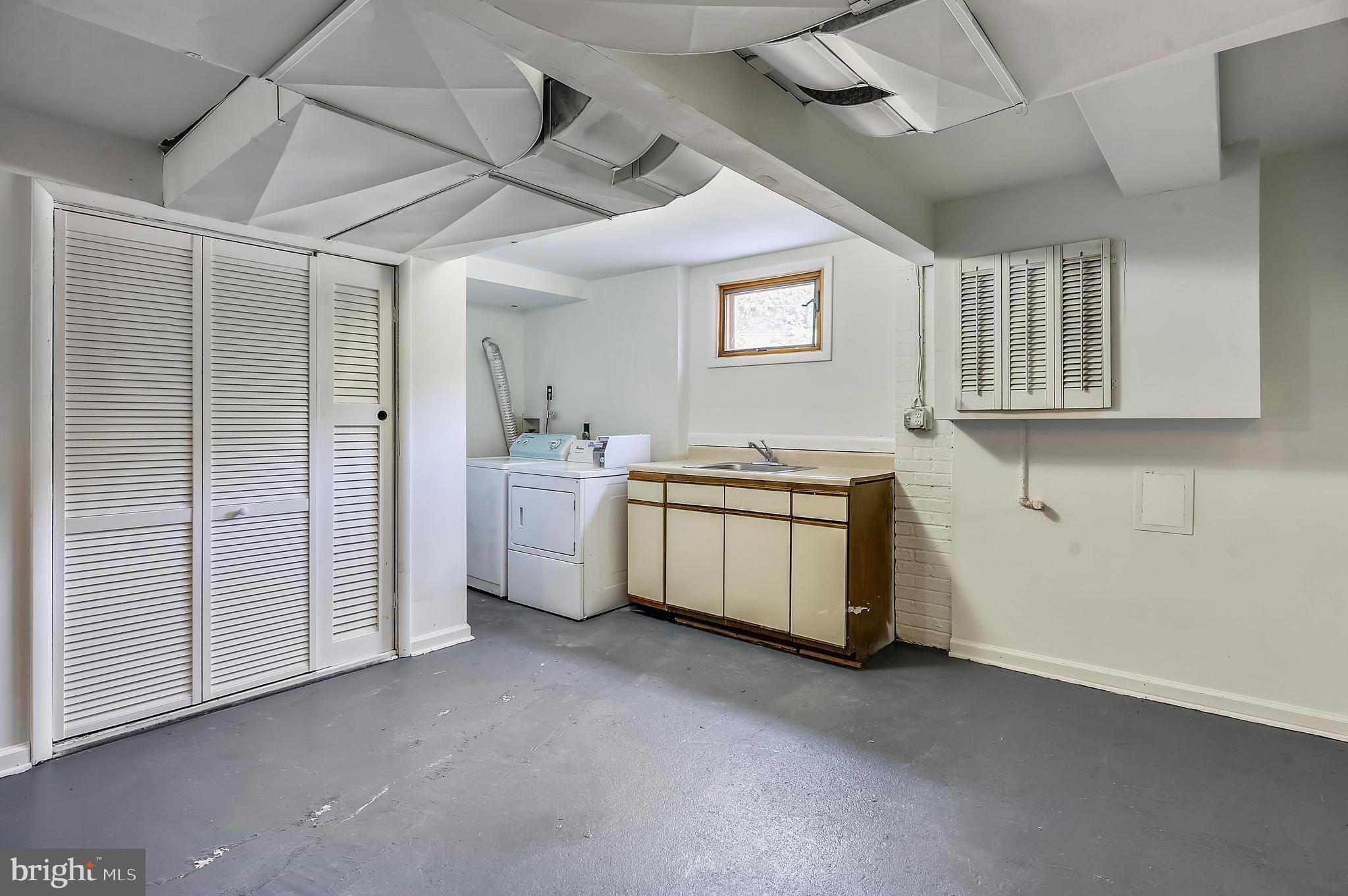 10920 Bond Road Adelphi, MD 20783 - Photo 34 of 34 Laundry and utility