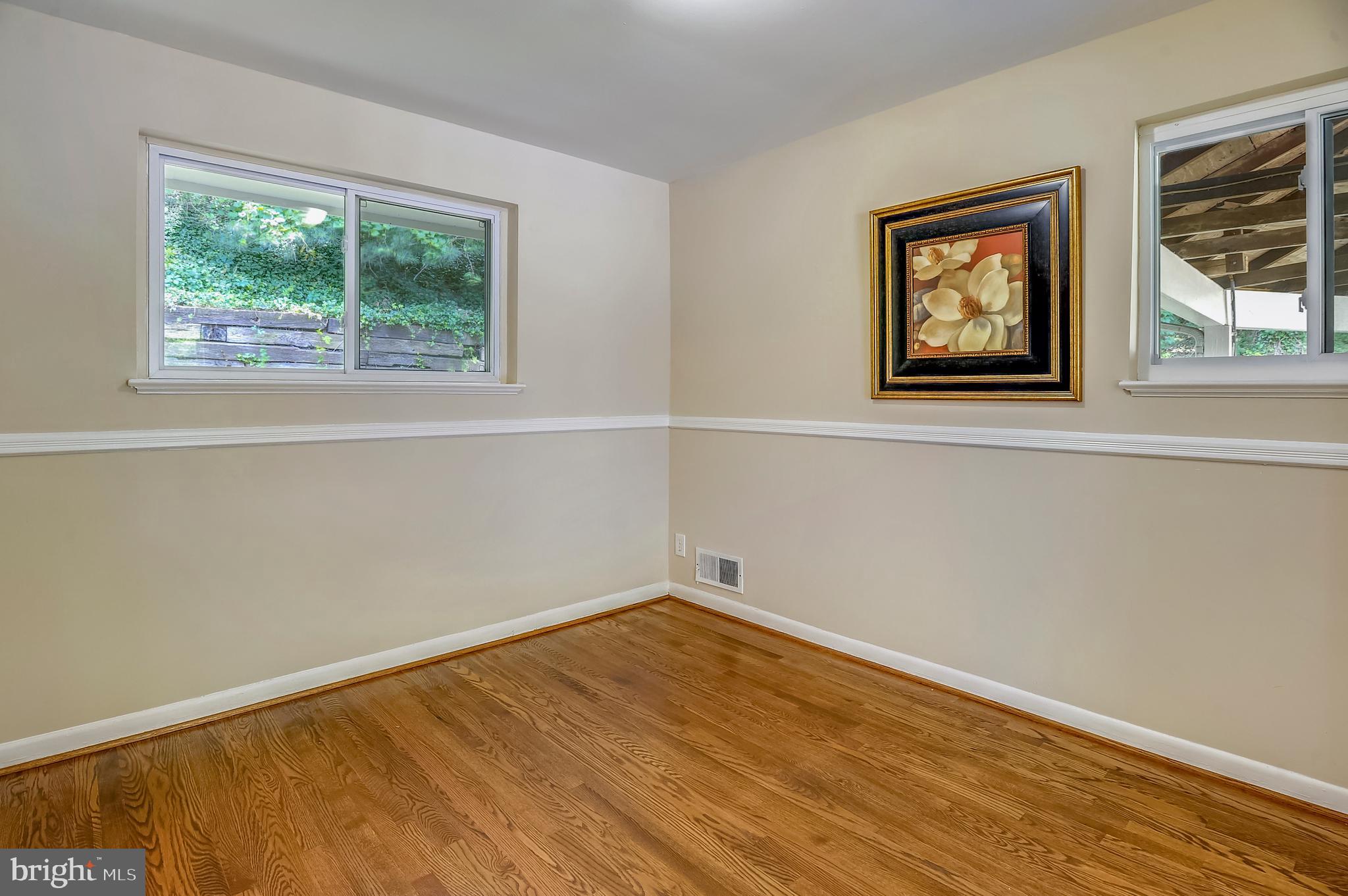 10920 Bond Road Adelphi, MD 20783 - Photo 7 of 34 Separate dining room