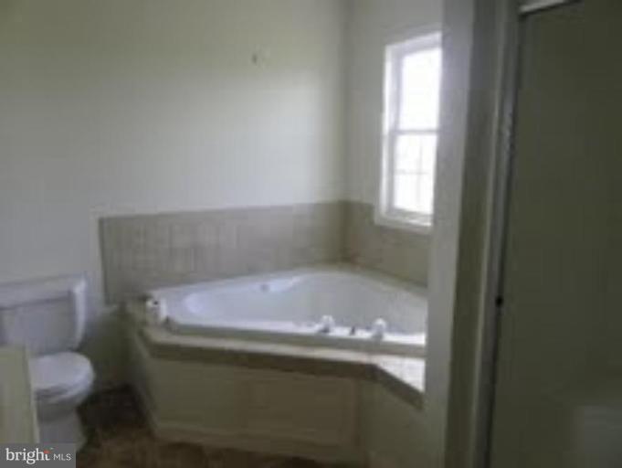 6102 Wanda Road Hurlock, MD 21643 - Photo 4 of 7 Bath #1