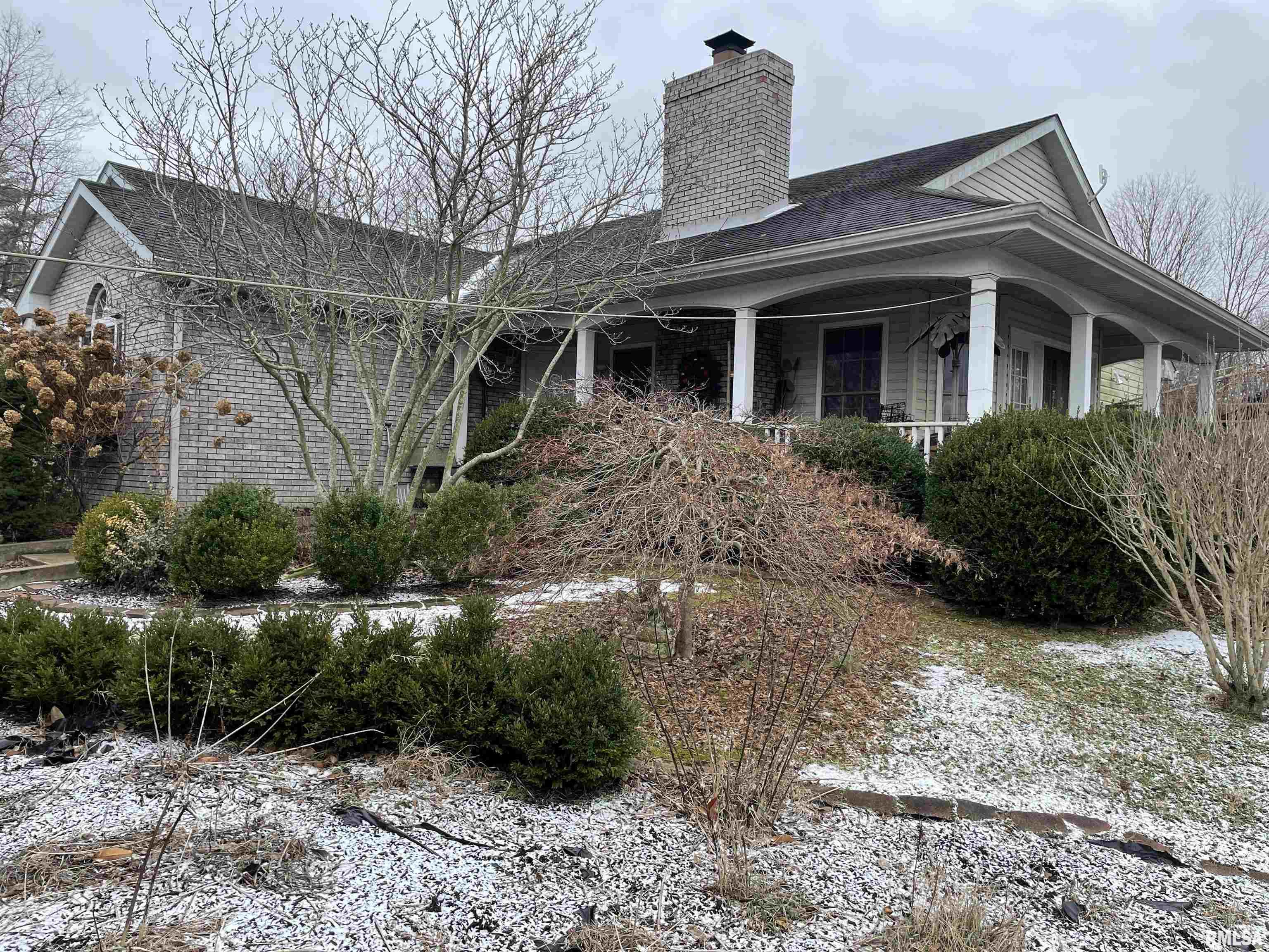 2817 Nielson Crossing Road Marion, IL 62959 - Photo 1 of 26 Gallery Image 1