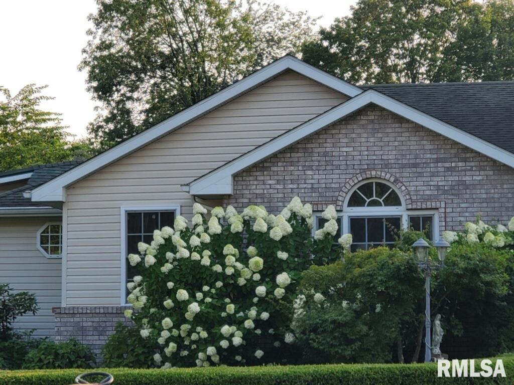 2817 Nielson Crossing Road Marion, IL 62959 - Photo 4 of 26 Gallery Image 4