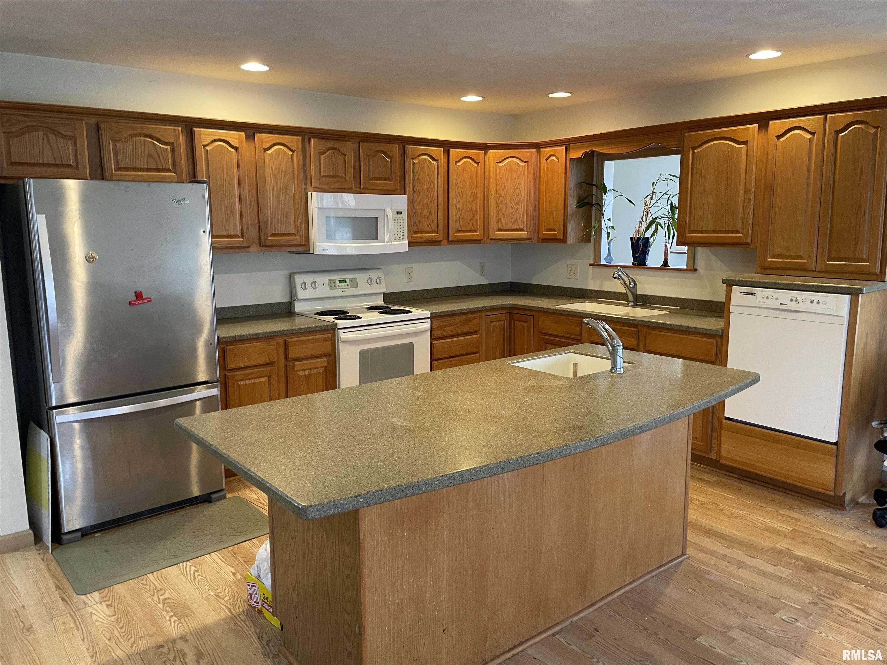 2817 Nielson Crossing Road Marion, IL 62959 - Photo 8 of 26 Gallery Image 8