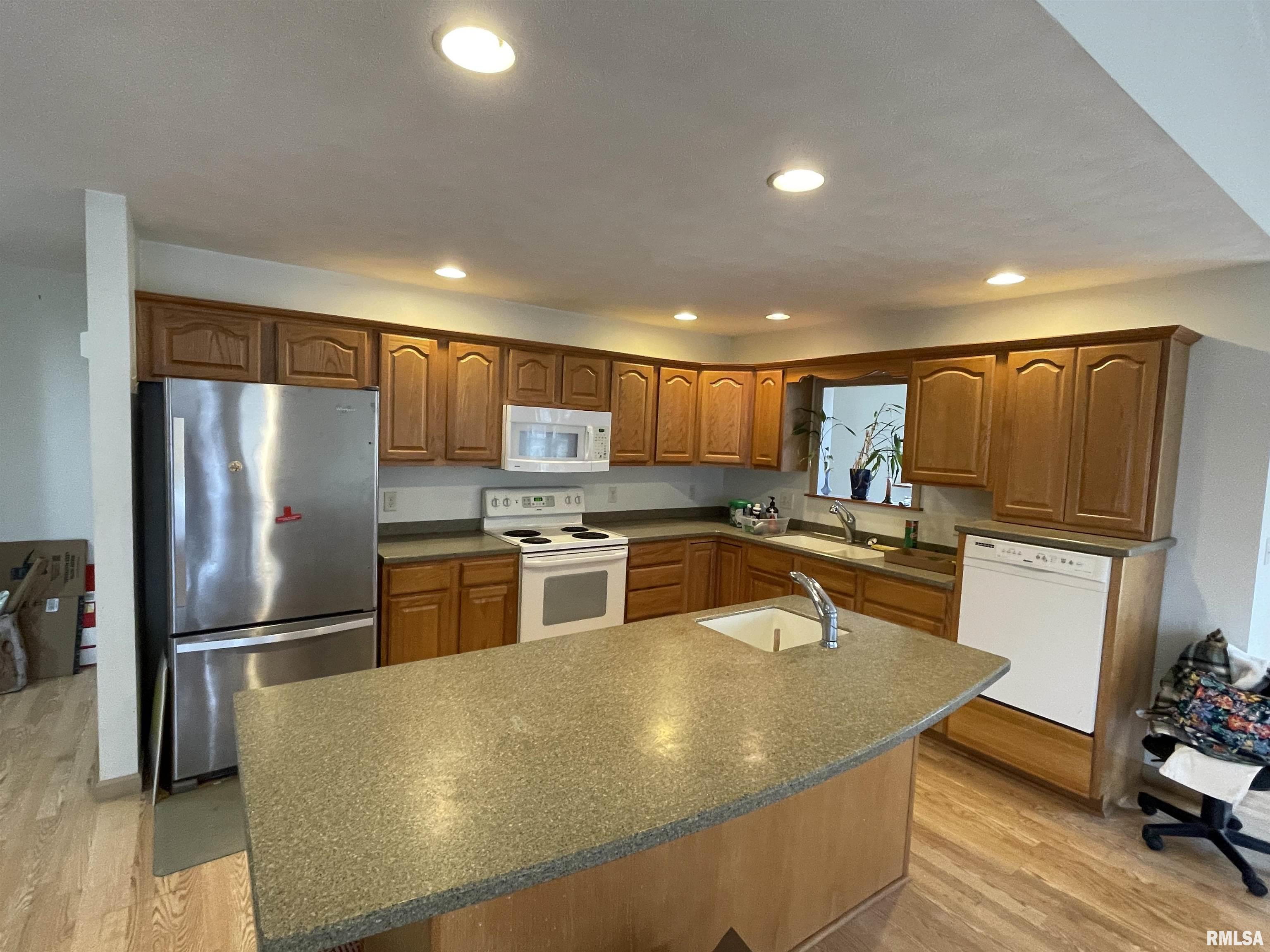 2817 Nielson Crossing Road Marion, IL 62959 - Photo 9 of 26 Gallery Image 9