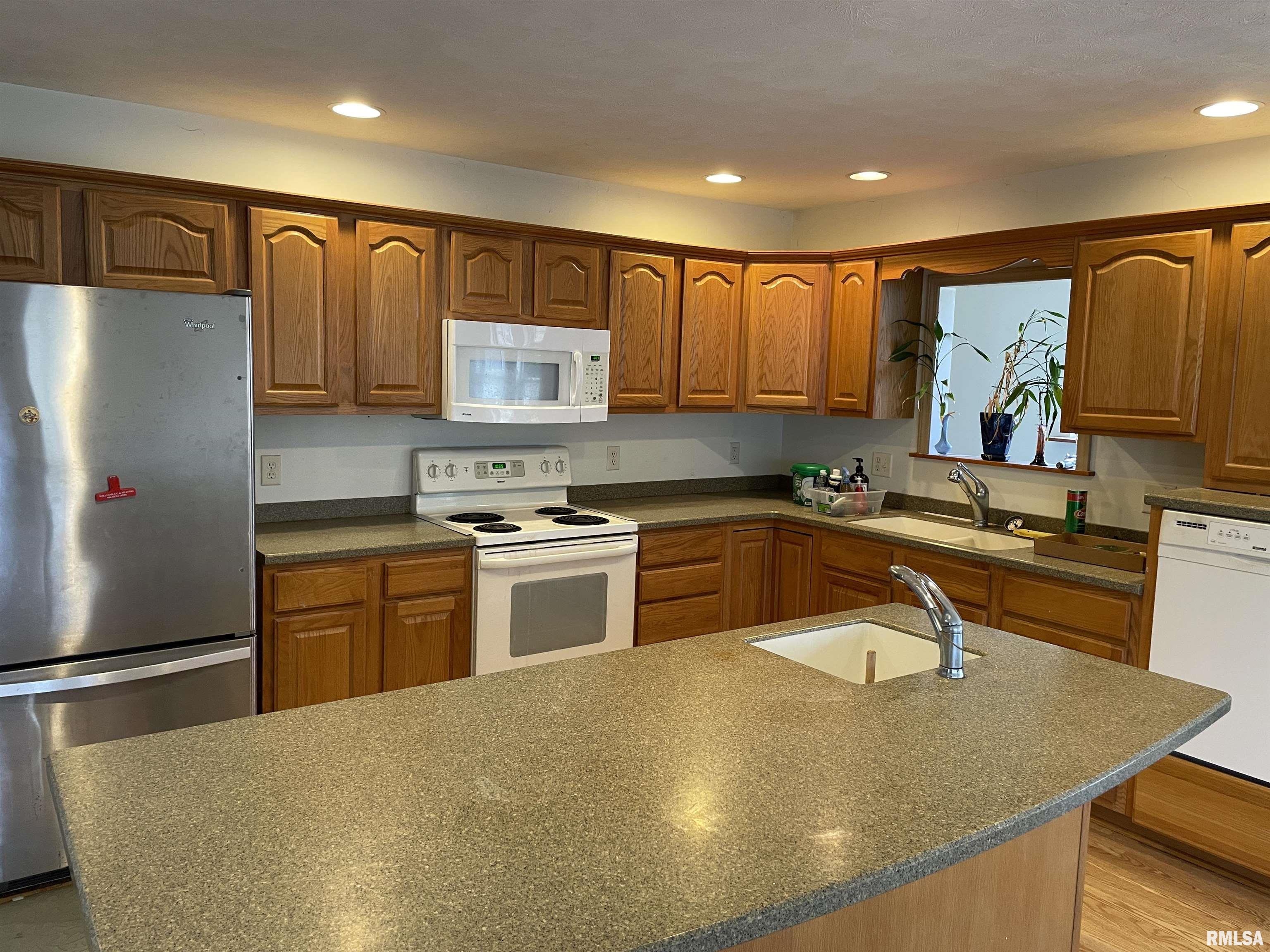 2817 Nielson Crossing Road Marion, IL 62959 - Photo 10 of 26 Gallery Image 10