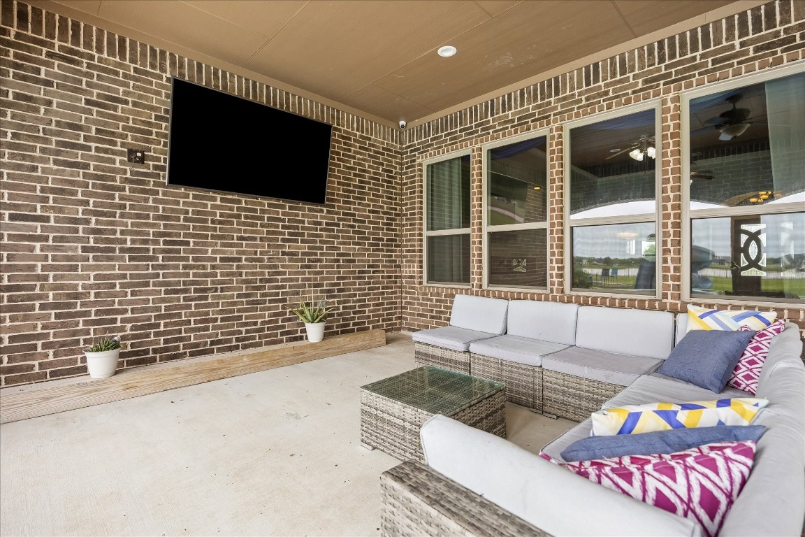 527 Lily Lane Rosharon, TX 77583 - Photo 27 of 35
