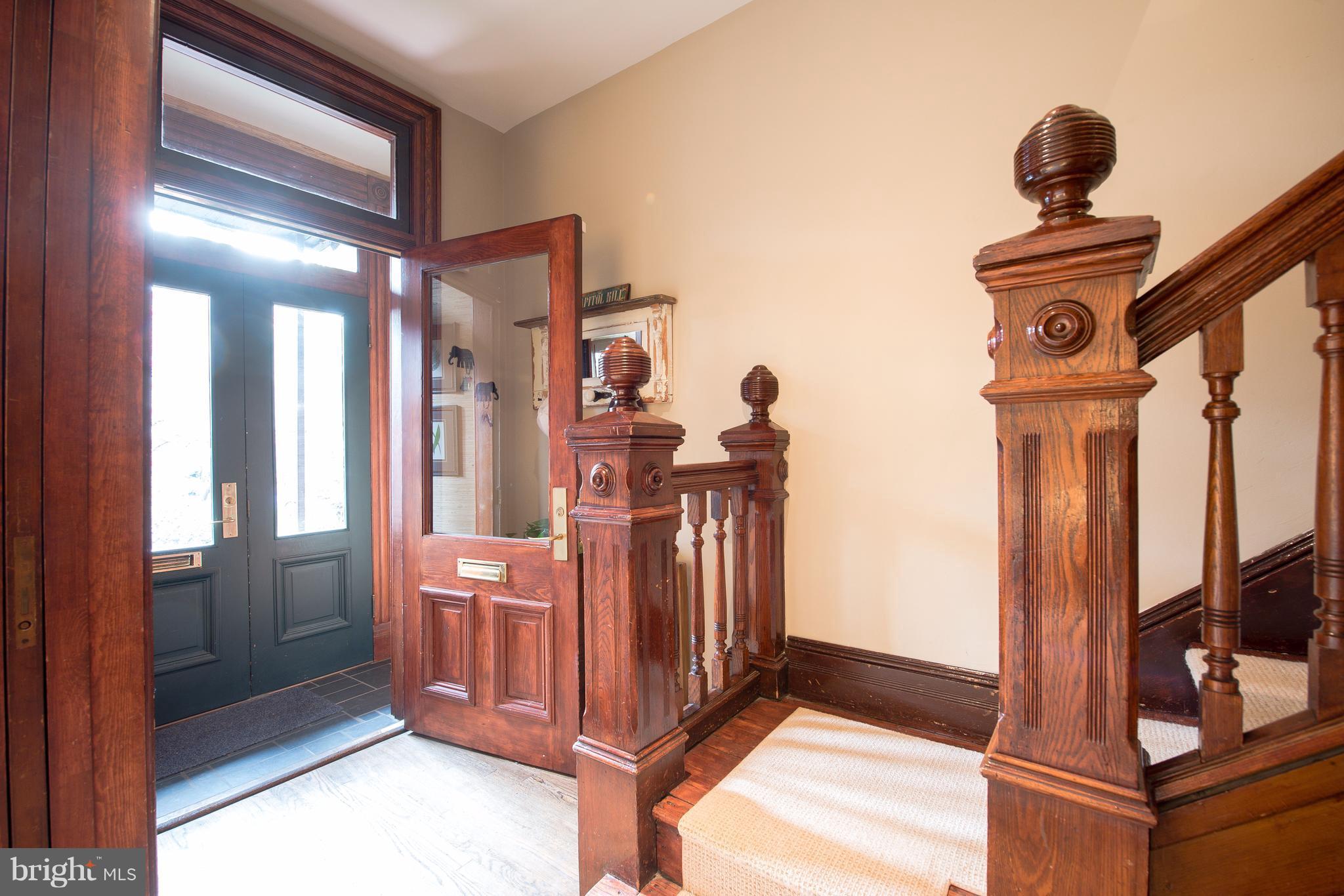 1016 Massachusetts Avenue Northeast Washington, DC 20002 - Photo 2 of 28