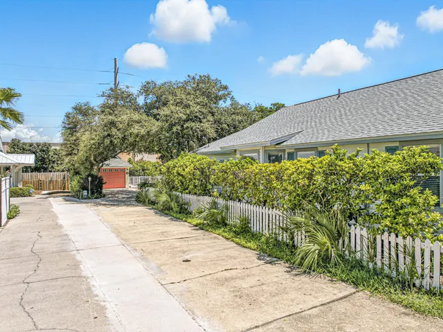 $900,000 | 4485 C Luke Avenue, Destin, FL 32541