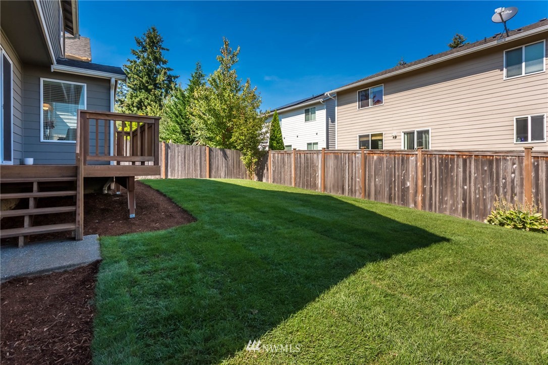 5108 Northeast 8th Place Renton, WA 98059 - Photo 24 of 25