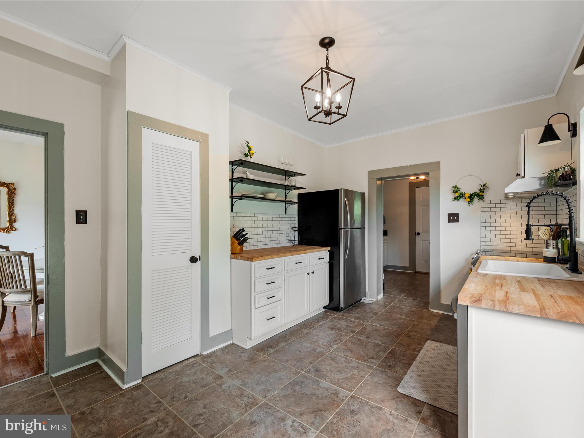 1235 South River Road Front Royal, VA 22630 - Photo 16 of 73 Kitchen