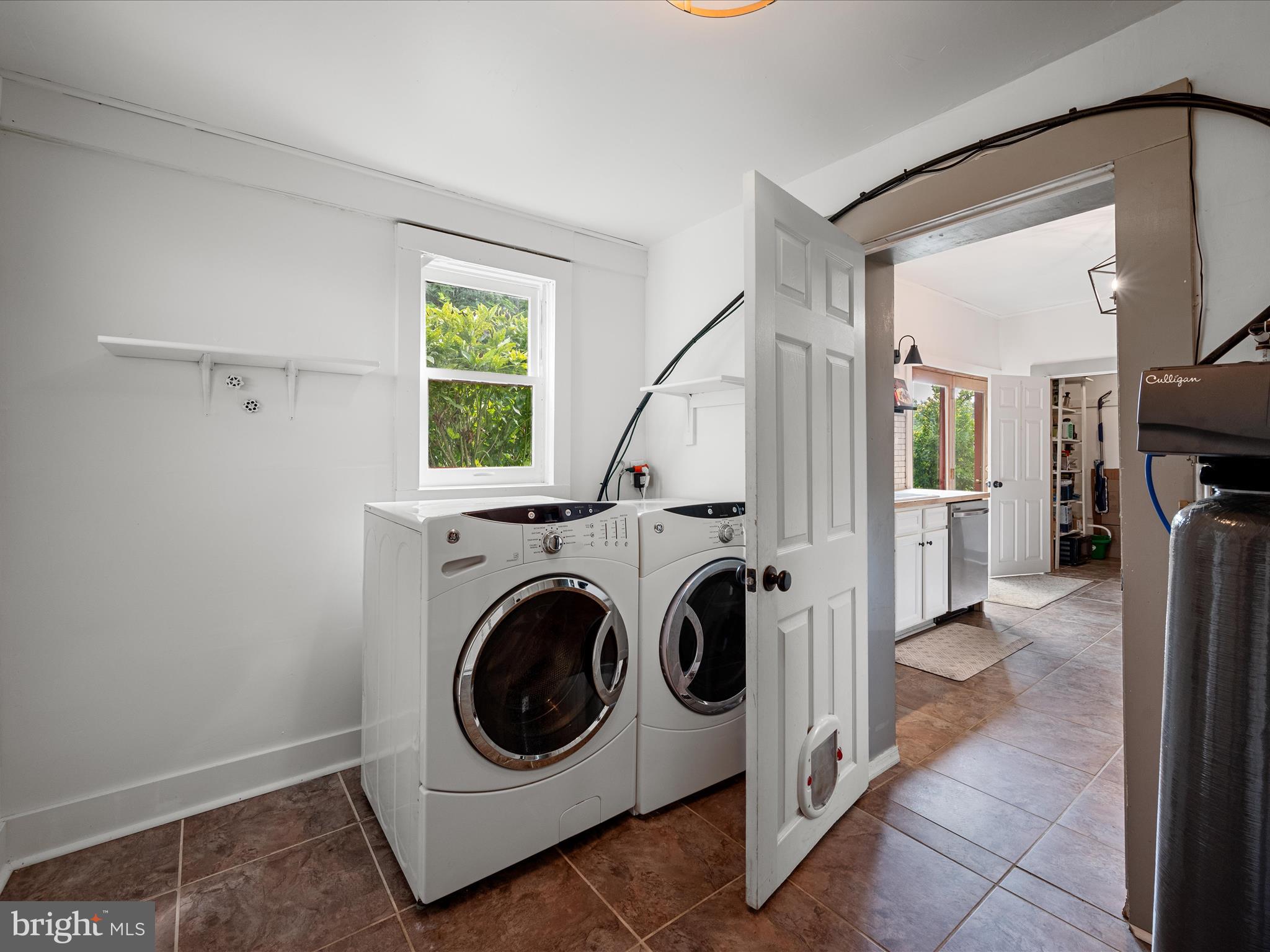 1235 South River Road Front Royal, VA 22630 - Photo 22 of 73 Laundry