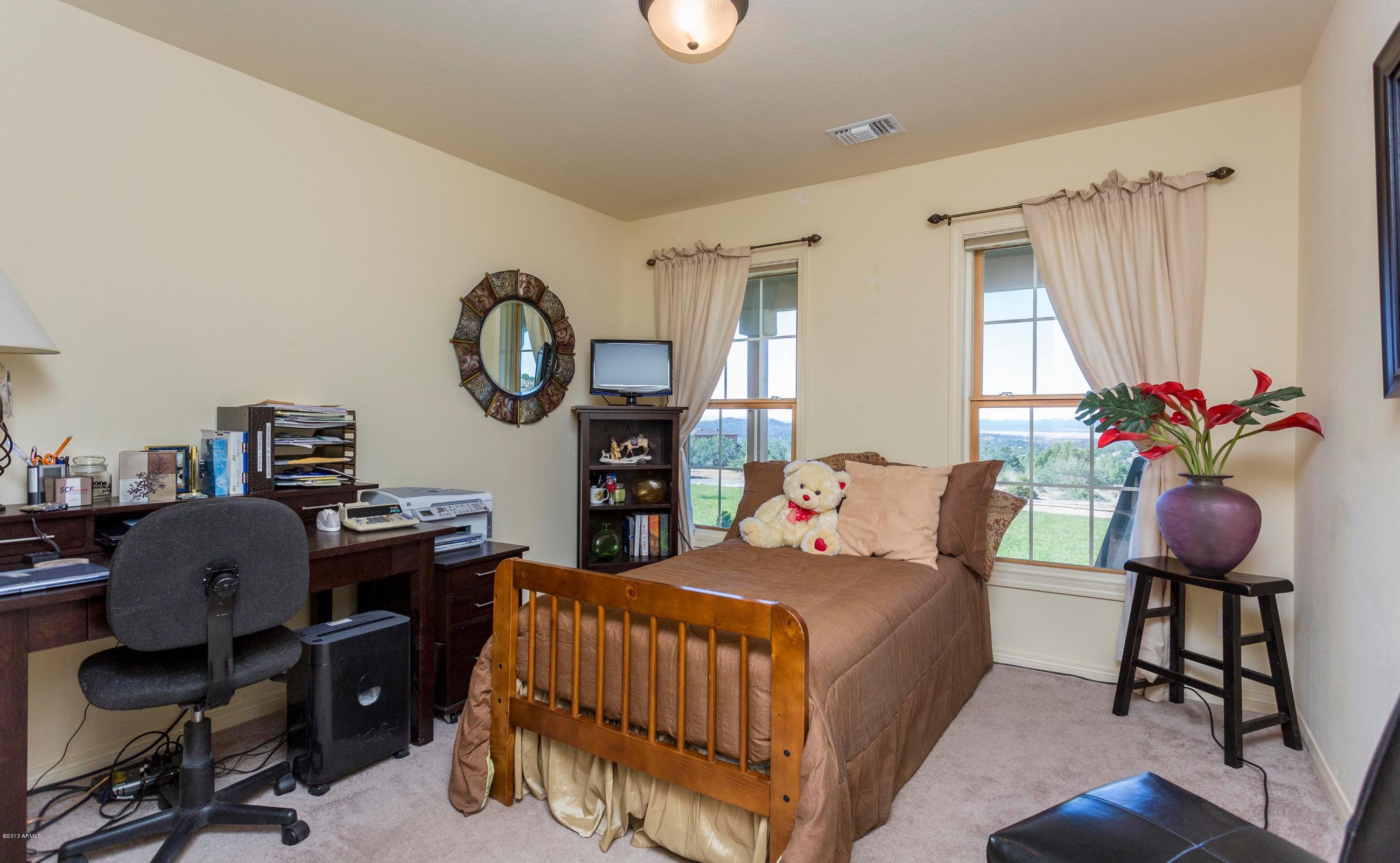 4900 Dillon Wash Road Prescott, AZ 86305 - Photo 15 of 21 015_Bedroom