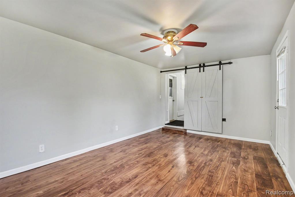 611 South Main Street Davison, MI 48423 - Photo 12 of 22