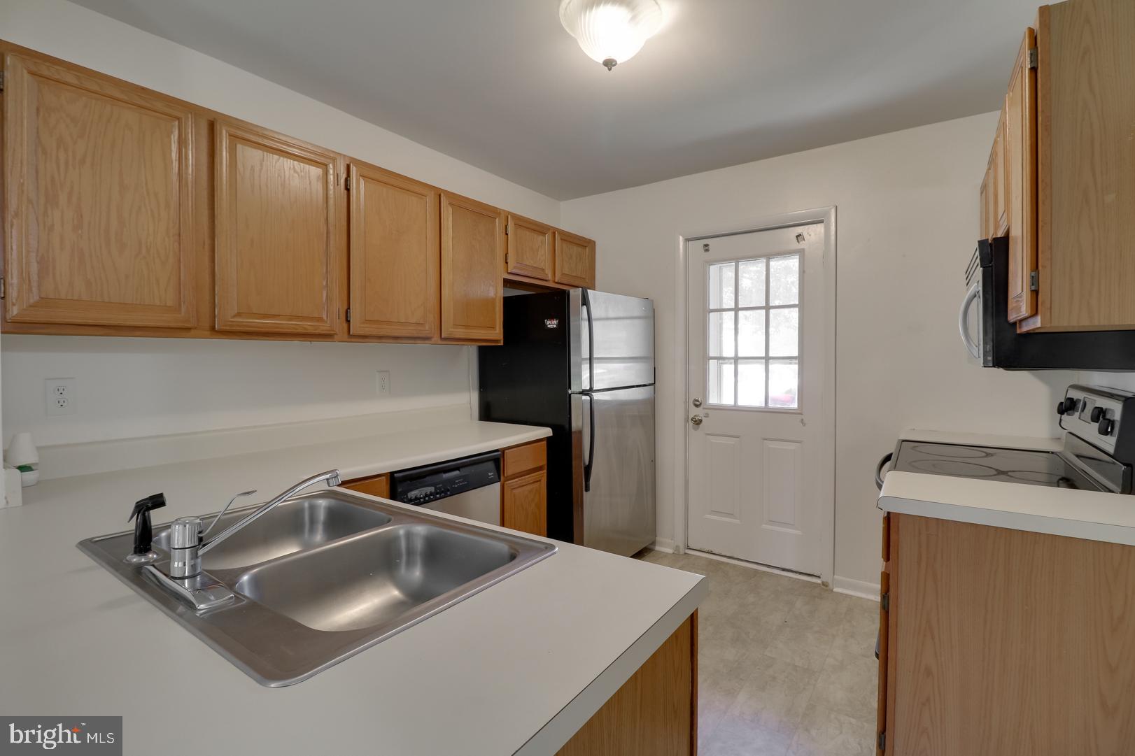 102 North Caroline Place, Unit 103 Dover, DE 19904 - Photo 4 of 19